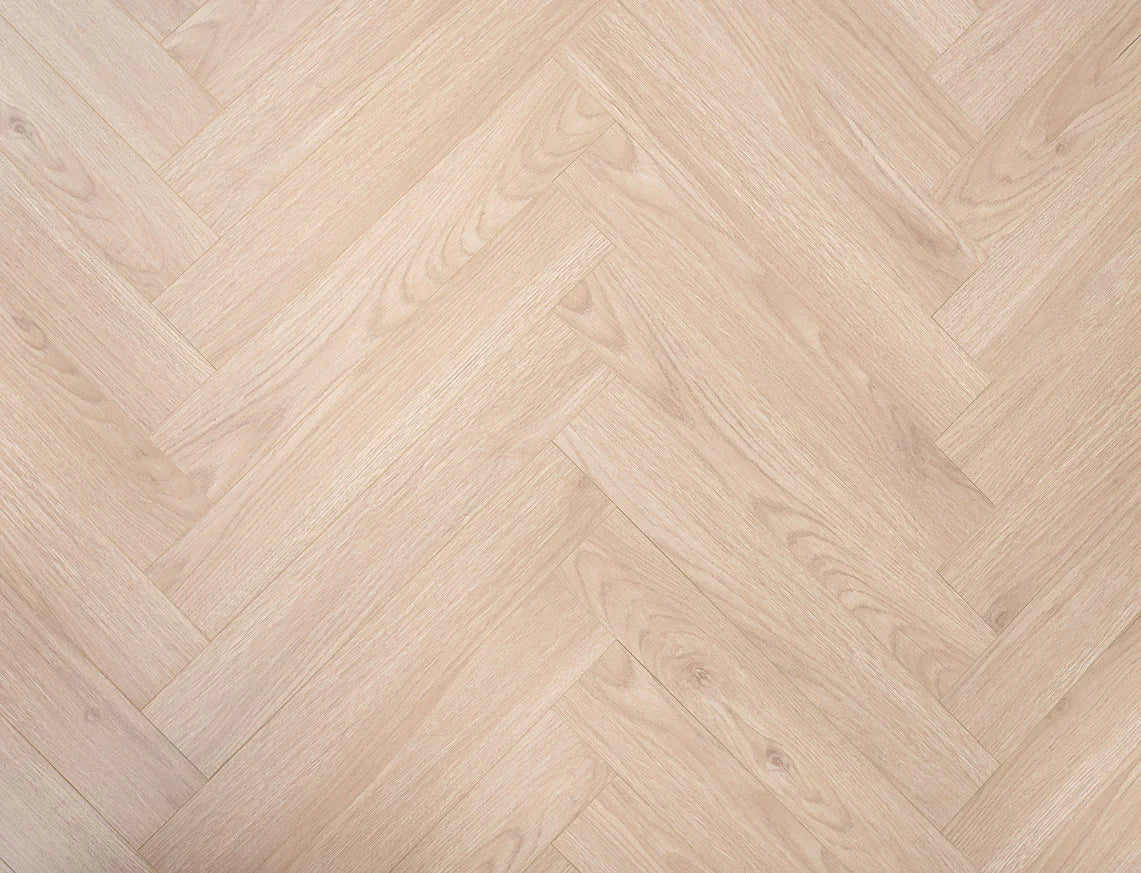 Cliveden Oak 8mm Laminate